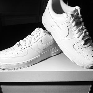 Nike Air Force 1